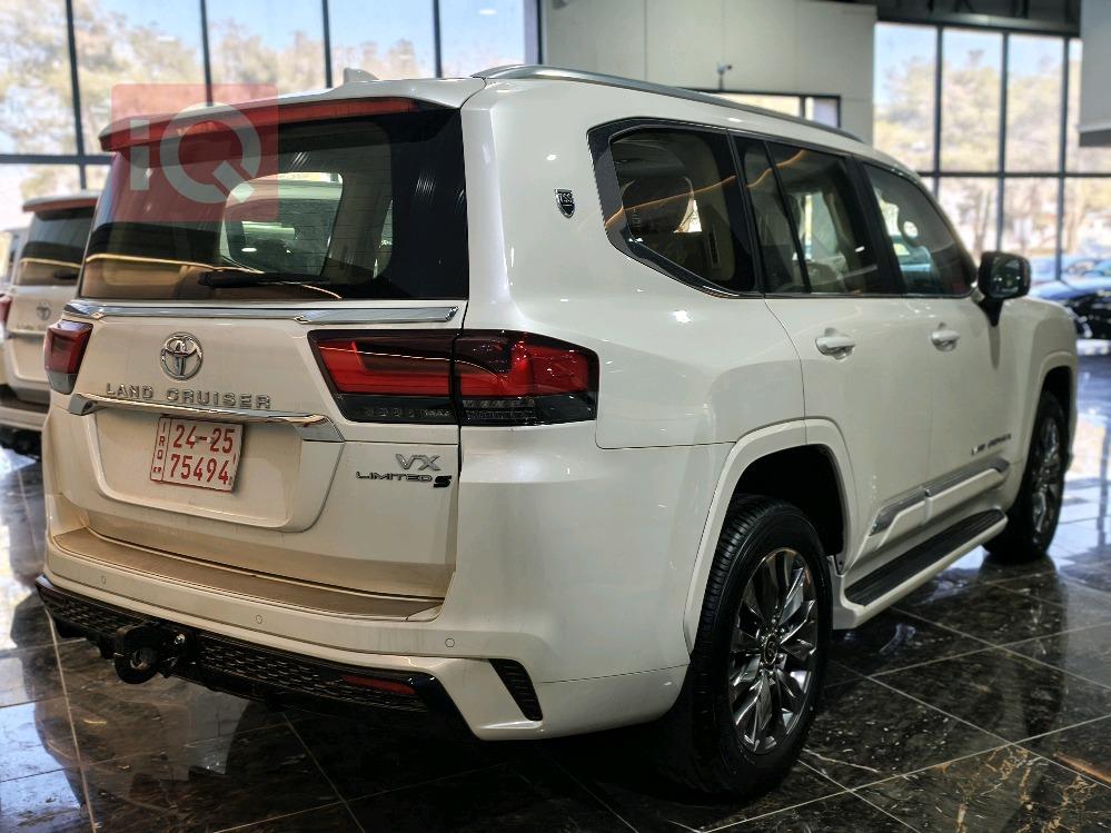 تويوتا لاندكروزر